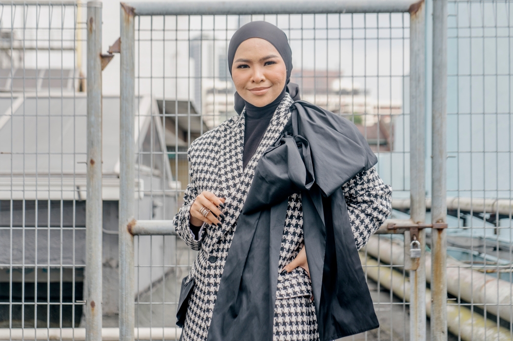 AJL37 winner Aina Abdul admitted that the stakes are higher for her this year with expectations running high. — Picture by Shafwan Zaidon