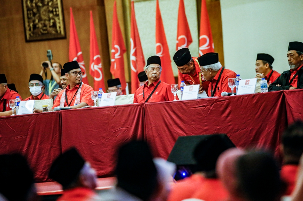 Parti Pribumi Bersatu Malaysia today approved an amendment to its party constitution, in order to close a ‘loophole’ where six MPs voiced support for rival politician Prime Minister Datuk Seri Anwar Ibrahim without leaving the party. — Picture by Hari Anggara