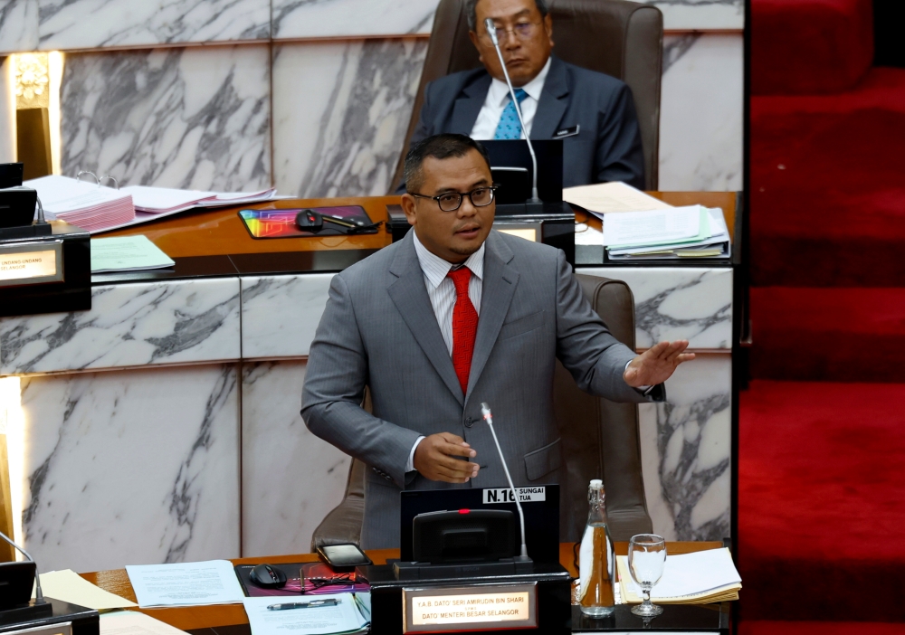 Selangor Menteri Besar Datuk Seri Amirudin Shari speaks during the question-and-answer session in the Selangor state legislative assembly in Shah Alam March 4, 2024. — Bernama pic