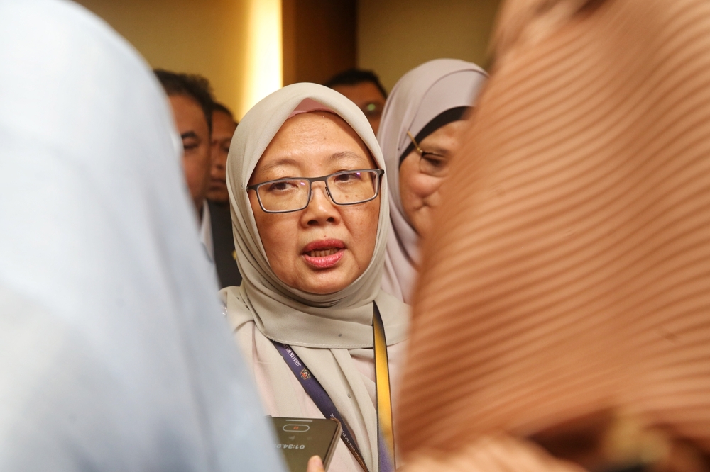 Minister in the Prime Minister’s Department (Federal Territories) Dr Zaliha Mustafa said the proposed new system would certainly attract the most qualified in the country to serve in the civil service. — Picture by Choo Choy May