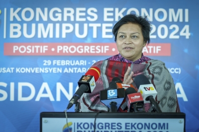 Azalina: Proposed Fixed-Term Parliament Act still under in-depth study 