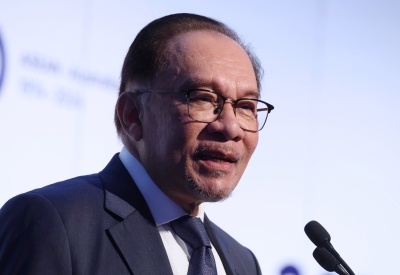 PM Anwar embarks on back-to-back official visits from Melbourne to Canberra