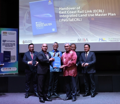 Mida officially receives ECRL Integrated Land Use Master Plan from PLANMalaysia, says CEO