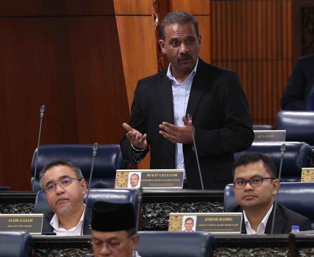 Bukit Gelugor MP Ramkarpal Singh said the government has no place in contacting the Speaker of Parliament to complain about federal lawmakers’ remarks in the Dewan Rakyat even if these were false or misleading. — Bernama pic