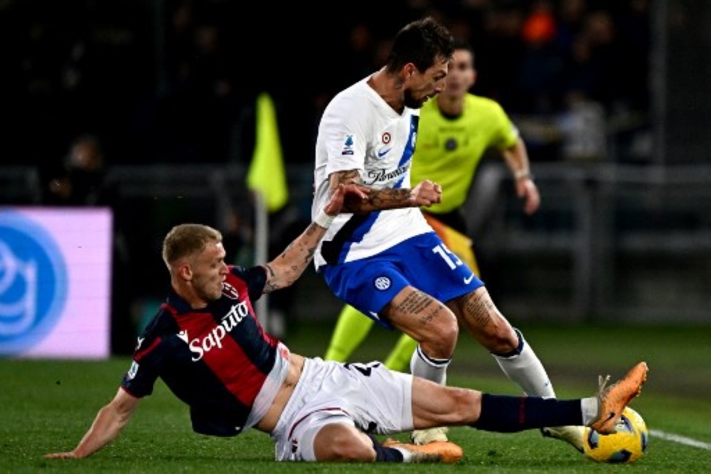 Inter Milan took another step towards a 20th Serie A title yesterday with a 1-0 win at in-form Bologna which extended their massive league lead to 18 points. — AFP pic