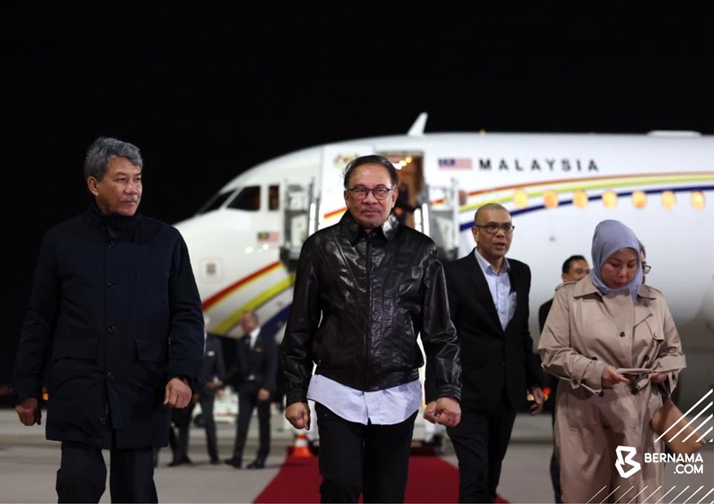 Prime Minister Datuk Seri Anwar Ibrahim has arrived in Berlin on Sunday for his official visit to Germany. — Picture via X/Bernamadotcom