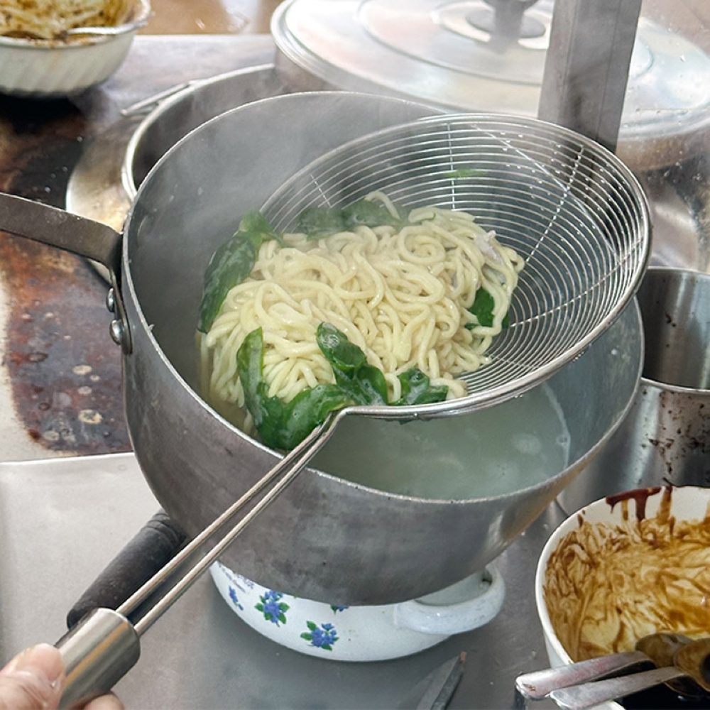 The noodles are cooked in an individual pot and served immediately