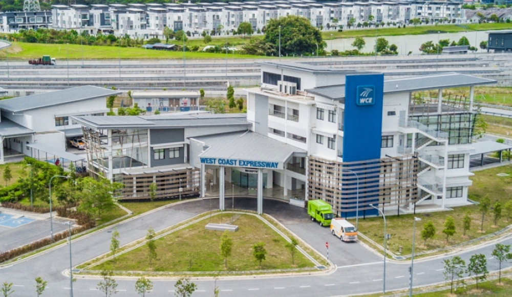 Covering Beruas to Taiping South, the new route will be opened to the public tomorrow, March 12 at 12.01am. — SoyaCincau pic