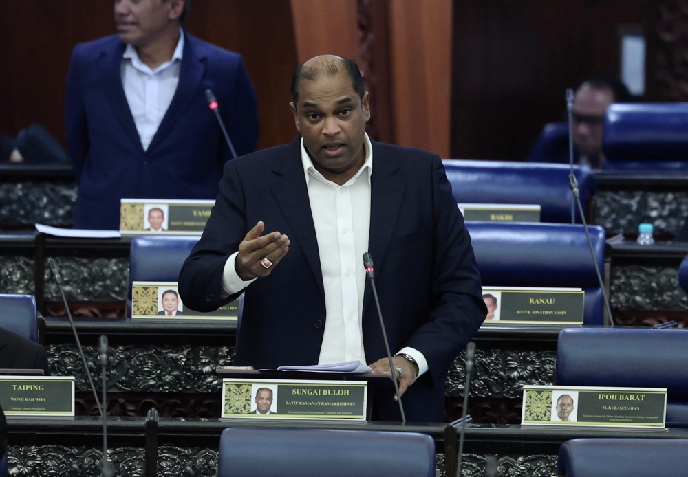 Deputy Entrepreneur Development and Cooperatives Minister, Datuk R. Ramanan speaks at the Parliament in Kuala Lumpur March 12, 2024. — Bernama pic
