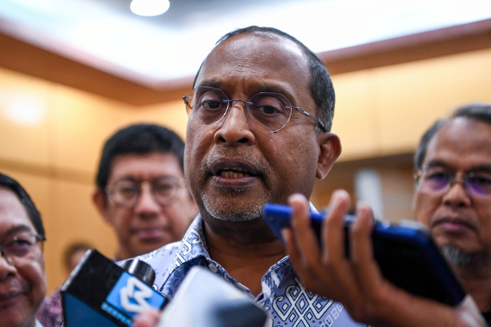 Higher Education Minister Datuk Seri Zambry Abd Kadir said it is an update and improvement of the existing guidelines used since 2004 and developed based on the study conducted by Universiti Kebangsaan Malaysia (UKM). — Bernama pic 