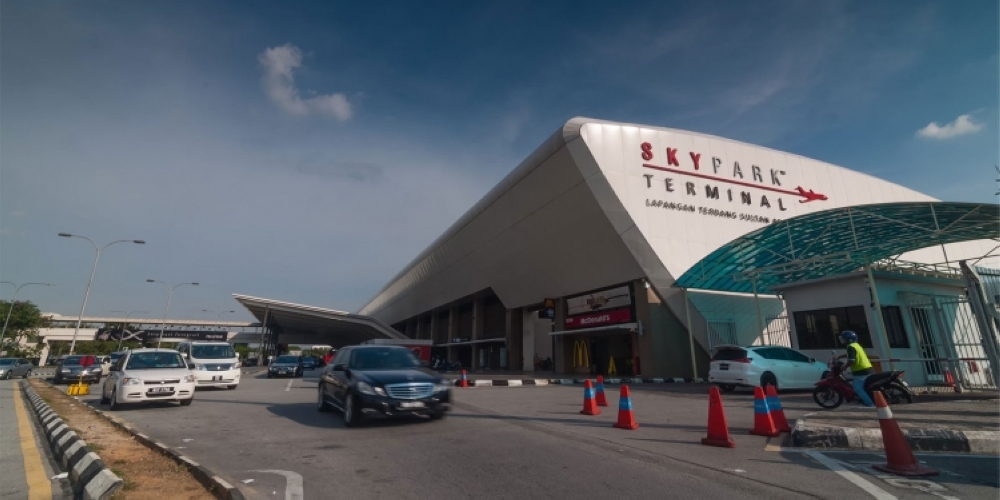 According to the NST report, MAHB was quoted that expansion works will include building up to five parking bays for narrow-body aircraft and six bays for turboprop planes. — SoyaCincau pic