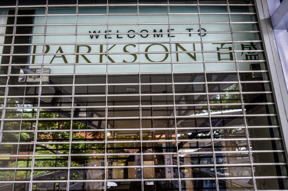 File picture of a view of the Parkson outlet located in Maju Junction in Kuala Lumpur March 14, 2018. Parkson Holdings Bhd’s 54.97 per cent owned subsidiary, Parkson Retail Group Ltd has entered into a loan agreement with a syndicate of banks in relation to a syndicated loan facility to up to RM1.625 billion. — Picture by Shafwan Zaidon