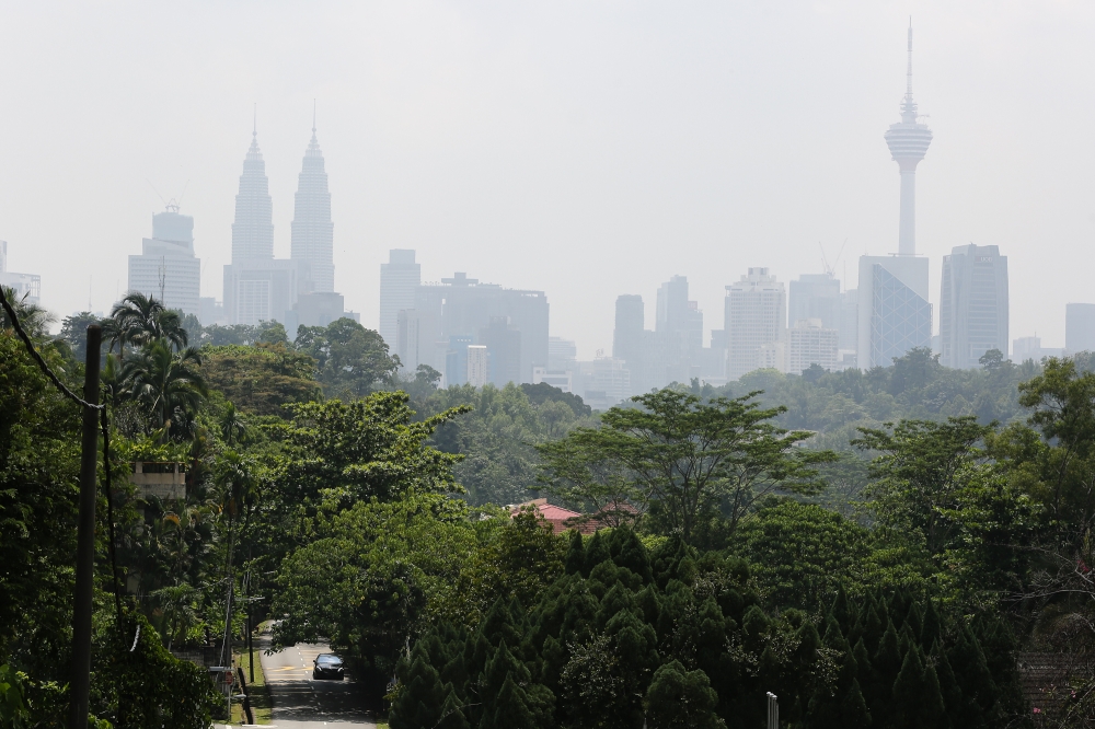 Mida said in a statement today that Malaysia’s commendable global rank of 27, surpassing regional competitors like Thailand and China, marks a significant milestone in the nation’s economic development journey. — Picture by Yusof Mat Isa