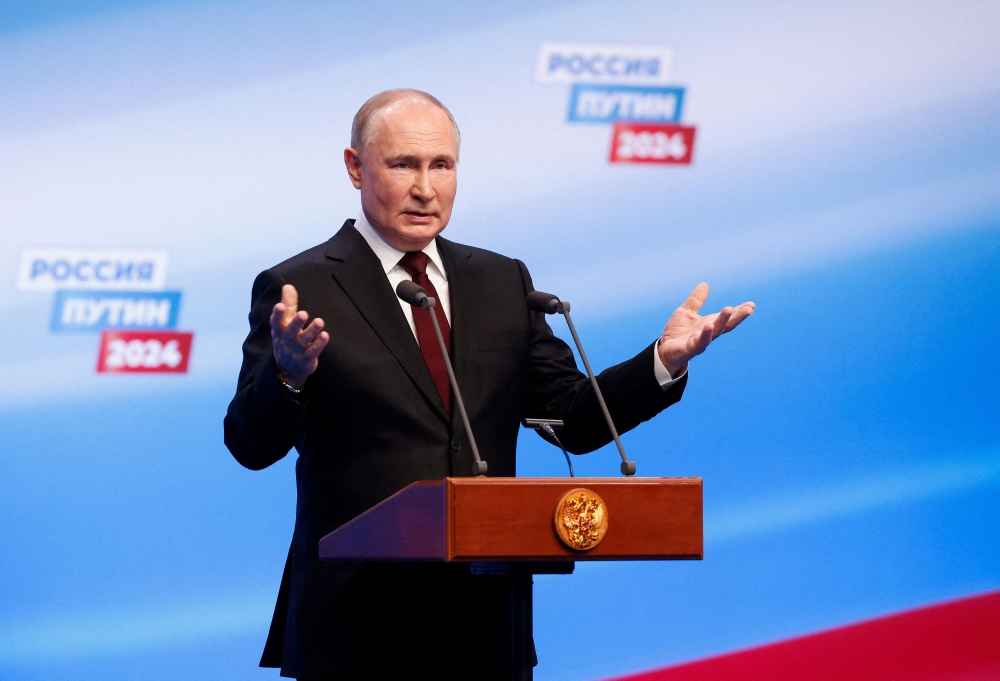 Russian President Vladimir Putin raised the possibility of setting up a buffer zone during a speech after winning re-election yesterday, a move the Kremlin said would be the only way to protect Russia from Ukrainian attacks.