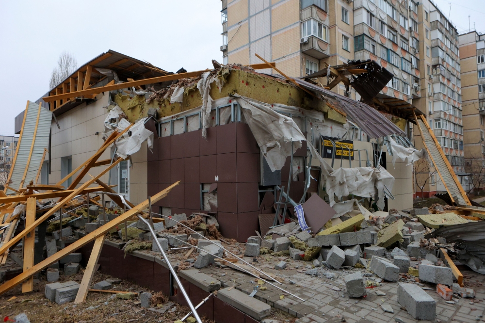 The European council today agreed to increase its support to Ukrainian armed forces by €5 billion (RM25.6 billion), through a dedicated assistance fund. — Reuters pic