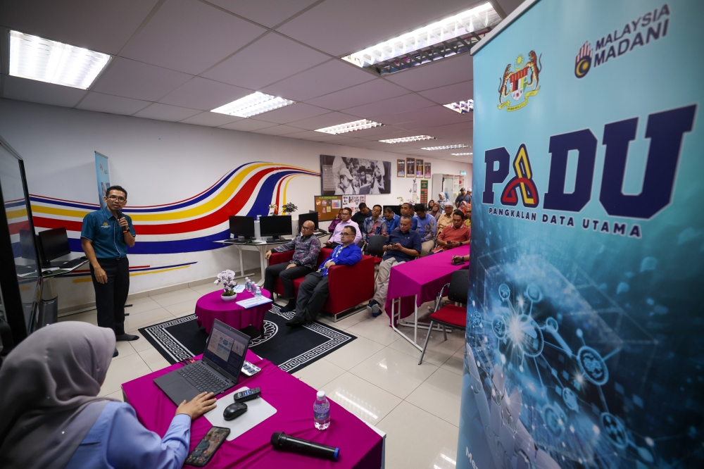 Padu integrates microdata from various government departments and agencies to create profiles of individuals and households for some 28.3 million Malaysian citizens. — Bernama pic