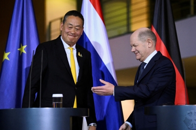 泰国总理斯雷塔因批评而暂停海外旅行两个月
