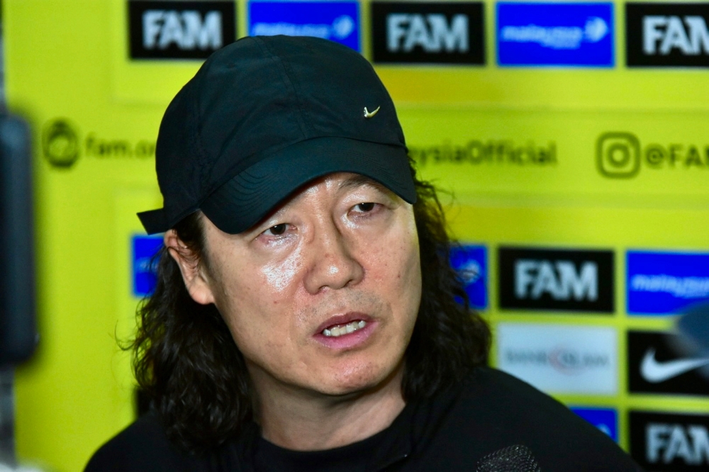 Harimau Malaya head coach Kim Pan-gon assured Malaysia will take revenge after losing 0-2 to Oman in their Group D match in the second round of the 2026 World Cup/2027 Asian Cup Qualifiers in Muscat, early this morning. — Bernama pic
