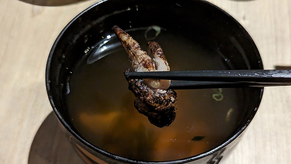 The sole eel liver swimming in the bowl of 'kimosui'.