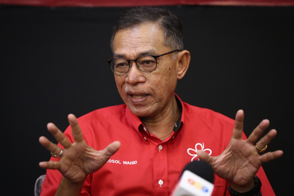 Hulu Terengganu MP Datuk Rosol Wahid said the amount was the same offered to Pakatan Harapan (PH) when it was part of the Opposition bloc under former prime minister Datuk Seri Ismail Sabri Yaakob. — Picture by Yusof Mat Isa