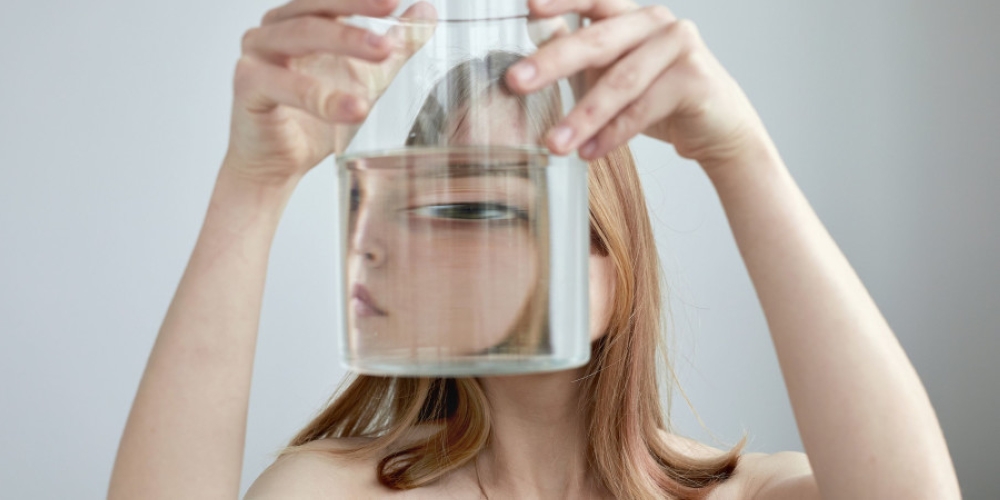 For people with the extremely rare visual condition called prosopometamorphopsia — or PMO for shor — faces appear distorted in a variety of ways. — Picture courtesy of Demkat / Getty Images via ETX Studio