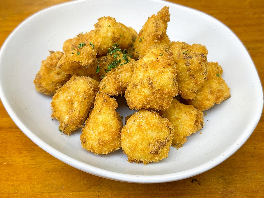 Cauli Bites are addictive snacks one cannot stop eating.