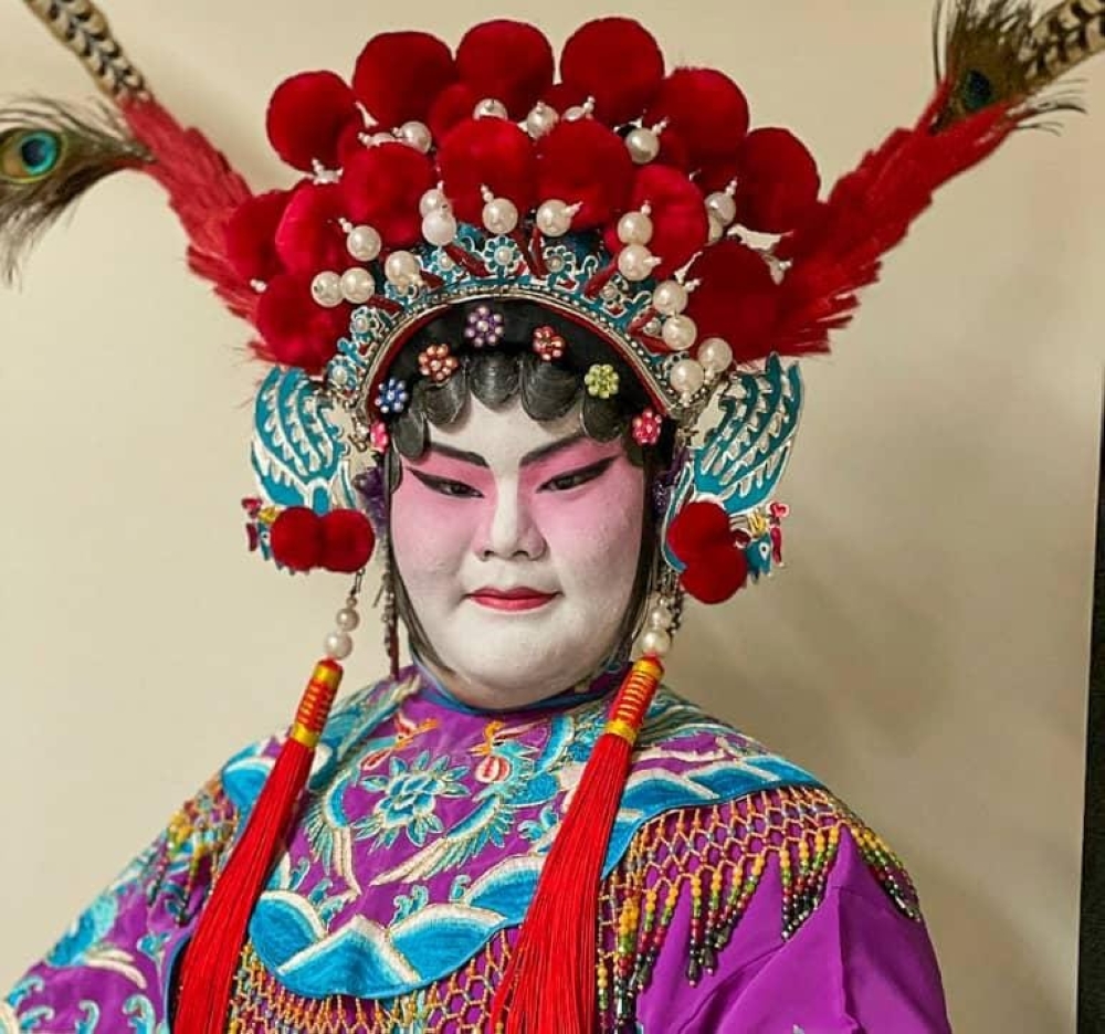 He learnt how to apply make-up by observing fellow troupe members. — Picture courtesy of Loo Zhi Hua