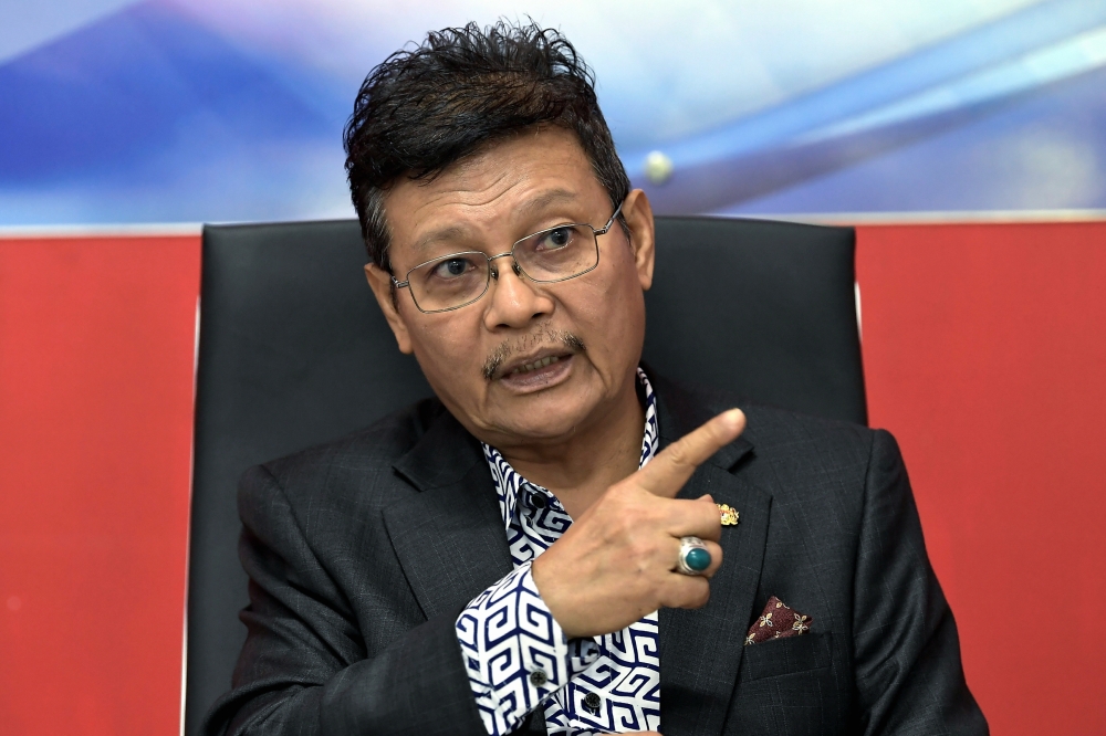 Bersatu MPs claim it was Wan Saiful who made demands in return for ...
