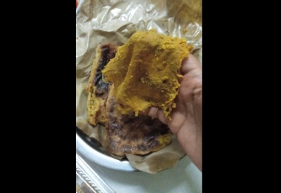 Bits of wiping cloth in murtabak: Trader's negligence at Ramadan bazaar led to compound, says Health Ministry - Vimarsana News
