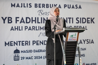 Fadhlina: Education Ministry considers hiring wardens from outside, not a teacher doubling up