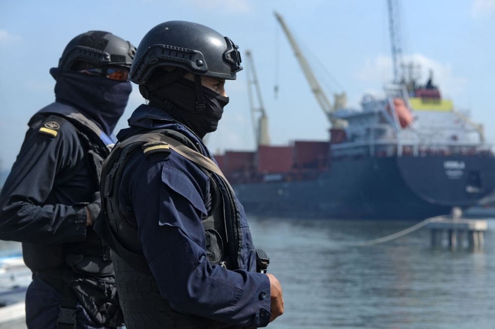 Ecuadoran gangsters abducted, interrogated and killed five tourists, apparently thinking they were members of a rival drug gang.  — AFP pic