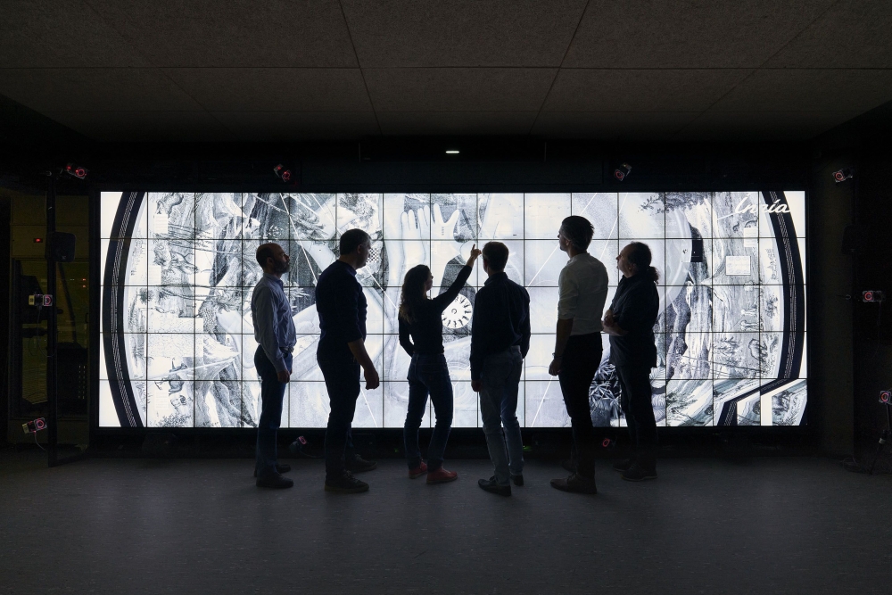 Sanctuary on the Moon is the name of a mission tasked with leaving a time capsule on the Moon, bearing witness to the very essence of humanity. — ETX Studio