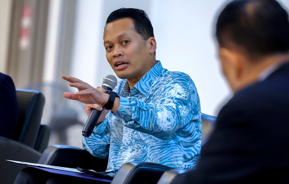 Natural Resources and Environmental Sustainability Minister Nik Nazmi Nik Ahmad said the existing laws are considered as ‘fragmented laws’, where their implementation depends on local authorities (PBT) according to the locality’s suitability and context. — Bernama pic 