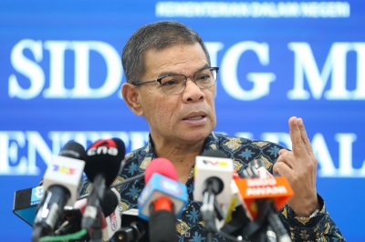 Home minister denies knowledge of 'addendum' on house arrest for former PM Najib - Vimarsana News