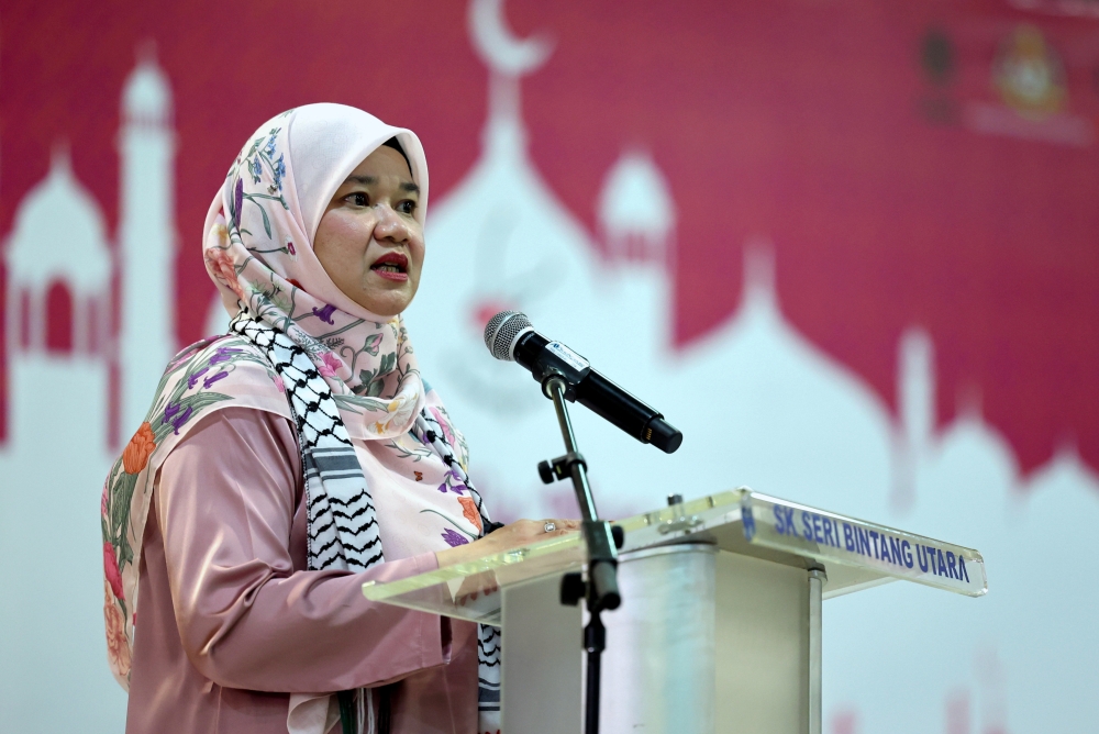 Education Minister Fadhlina Sidek said safeguarding children in the social media ecosystem remains a priority for the ministry. ― Bernama pic
