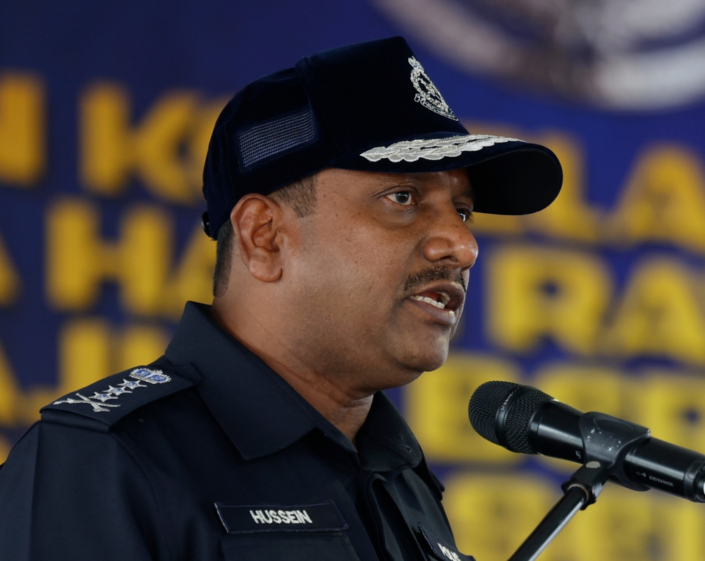Selangor police chief Datuk Hussein Omar Khan said among the locations identified were the Ijok-Kuala Selangor route, Kuala Lumpur-Seremban Highway, KM 407-KM410 of the North-South Highway, Jalan Pelaburan Barat, Jalan Meru, Jalan Salak-Sepang and Jalan Serdang Jaya. — Bernama pic 