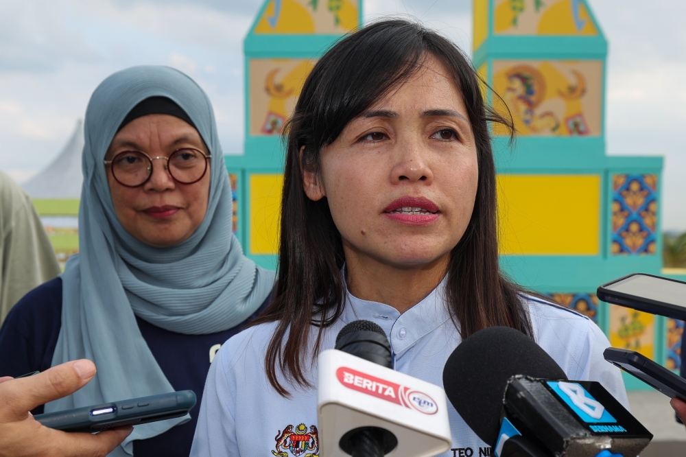 Deputy Communications Minister Teo Nie Ching said hate speech related to religion was the highest at 727, followed by racial issues (588) and the royal institution (139). — Bernama pic