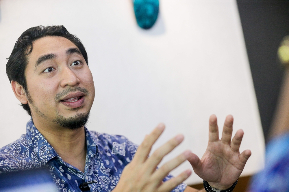 Macang MP Wan Ahmad Fayhsal Wan Ahmad Kamal speaks to the Malay Mail during an interview at Bukit Tunku in Kuala Lumpur April 4, 2024. — Picture by Sayuti Zainudin 