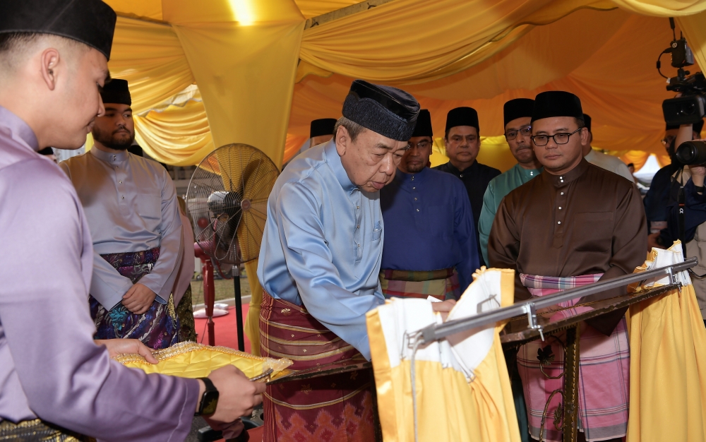 File picture shows the Sultan of Selangor Sultan Sharafuddin Idris Shah (centre) inaugurating the Bandar Saujana Putra Mosque in Kuala Langat, April 2, 2024. — Bernama pic