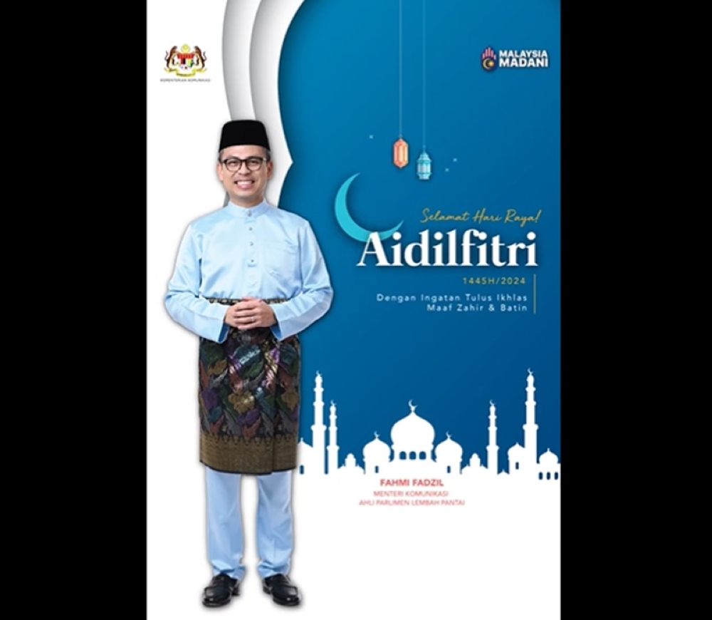 Communications Minister Fahmi Fadzil said all Malaysians should heed the advice of the His Majesty Sultan Ibrahim, King of Malaysia, to focus on unity and realise a united society with harmony. — Picture via Facebook/Fahmi Fadzil