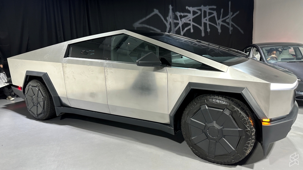 Delivered directly from Austin, Tesla Cybertruck is now in Malaysia. — All SoyaCincau pic