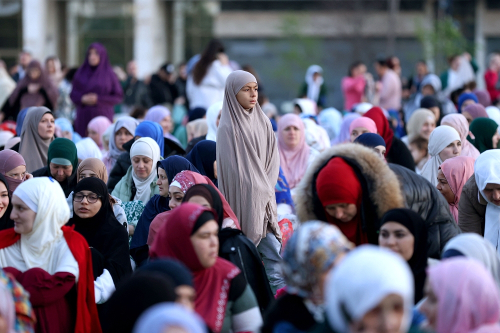 Iran police toughen controls on women without hijab. — AFP pic