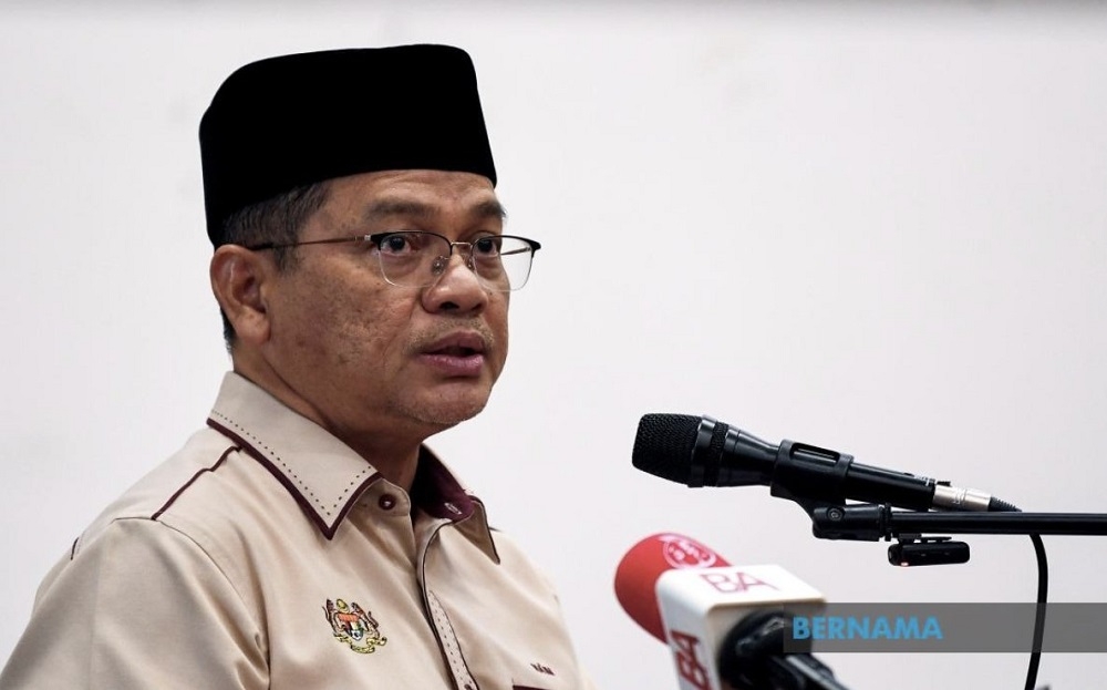 Datuk Mohd Na’im Mokhtar said Tabung Haji is continuing its preparations for the 2024 Haj season as planned despite the retaliatory attacks by Iran against Israel. ― Picture via X/Bernama