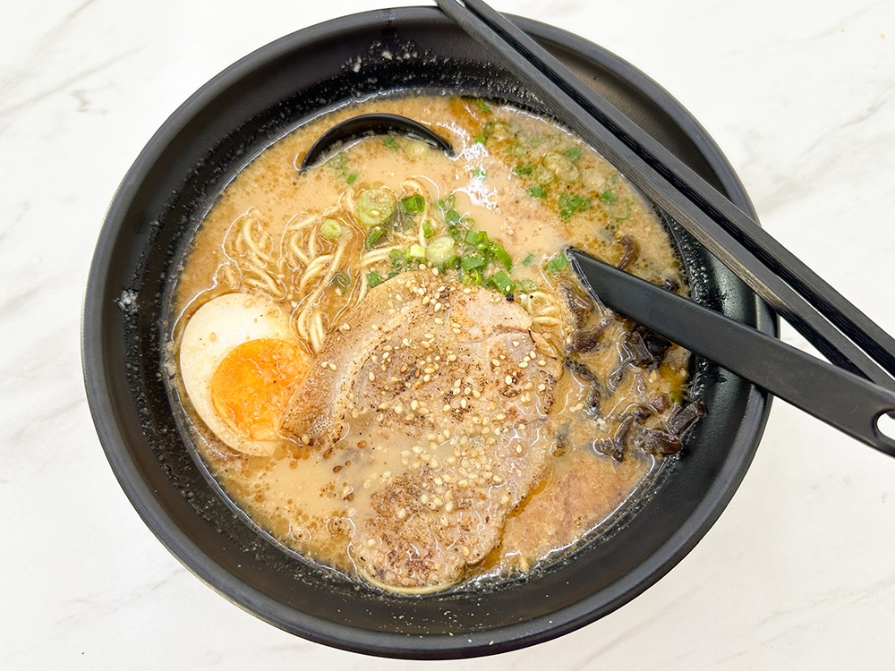 For those seeking stronger flavours, select the Black (Kura) Tonkotsu Ramen laced with fragrant black garlic infused oil.