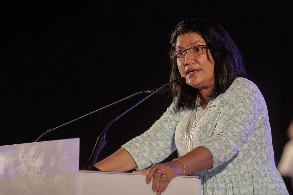 Deputy Entrepreneur Development and Cooperatives Minister Saraswathy Kandasami said those involved in provocative discussions about religion on social media will be called to attend a face-to-face meeting soon as a measure to ensure that the country’s harmony is preserved. — Picture by Sayuti Zainudin