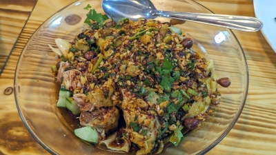 Find budget-friendly Sichuanese and Hakka dishes at Restoran Chuan Xiang Ke in PJ Section 17