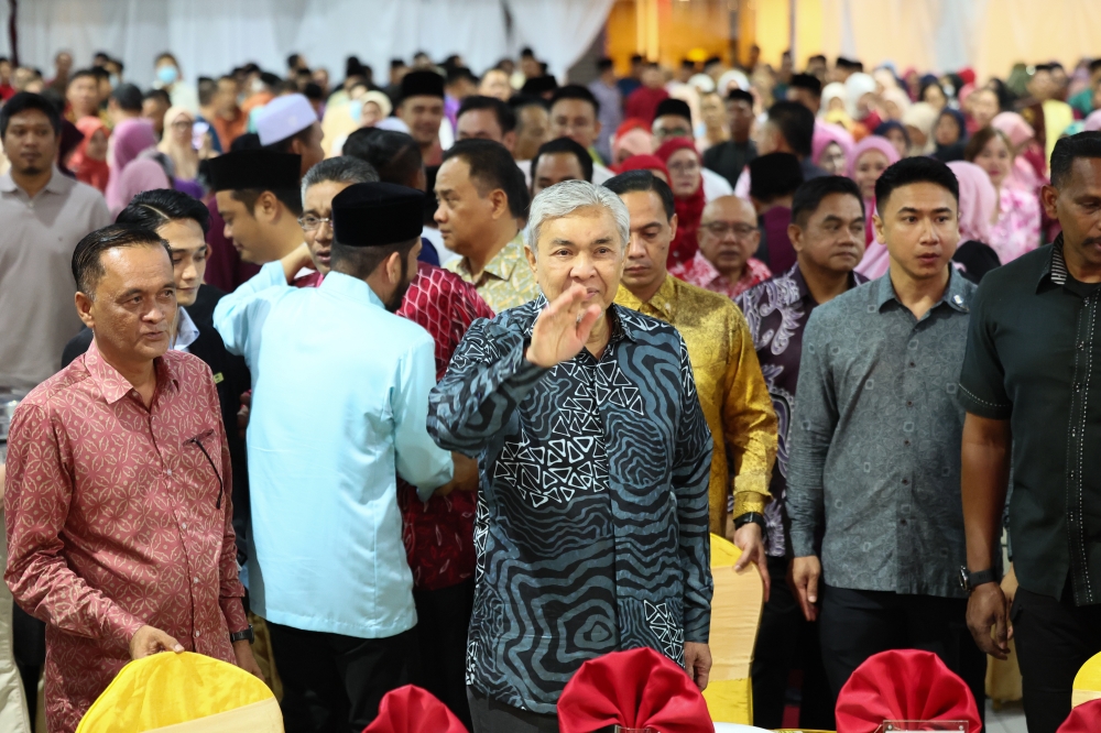Deputy Prime Minister Datuk Seri Ahmad Zahid Hamidi wants more young people in Sabah to be exposed to technical and vocational education and training (TVET) to meet the demand for skilled manpower from foreign or domestic investors in the country. — Bernama pic