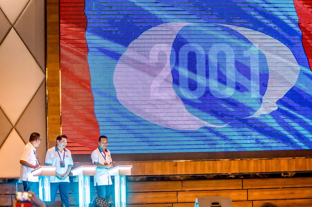 According to Rafizi, PKR has managed to prevail all these years due to the party’s strong ties with its members, which he likened to a family that had each other’s despite the struggles of the last 20 years. — Picture by Firdaus Latif