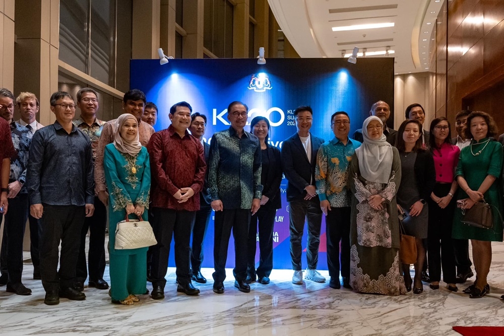Prime Minister Datuk Seri Anwar Ibrahim said Malaysia aims to be among the top 20 countries in global startup ecosystem index by 2030 and turn Kuala Lumpur into a regional startup and digital hub. — Picture via Facebook/Anwar Ibrahim 