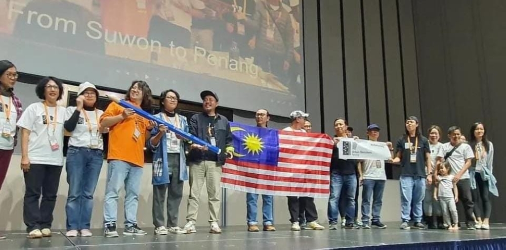 The respective chapter heads will meet during the event to decide on which city will host the AsiaLink Sketchwalk next year.— Photo courtesy of Joshua Foo